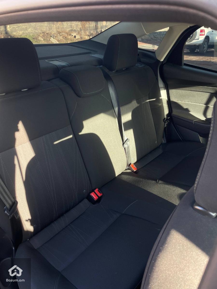 Ford Focus 2018 SE 2.0 - image 4