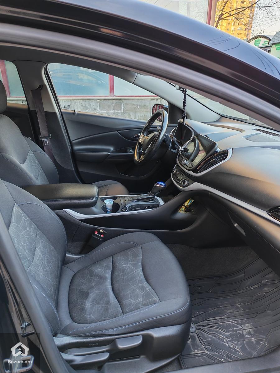 Chevrolet Volt 2 LT - image 15