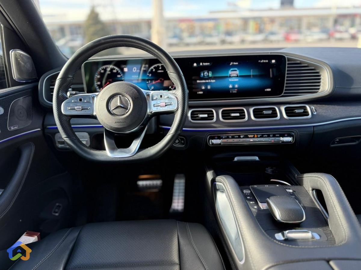 Mercedes Benz GLS - image 4