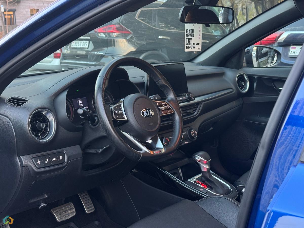 KIA FORTE GT LINE - image 7