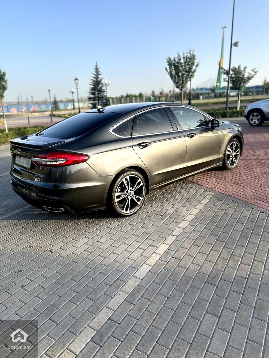 Ford Fusion Titanium 2019 - image 4