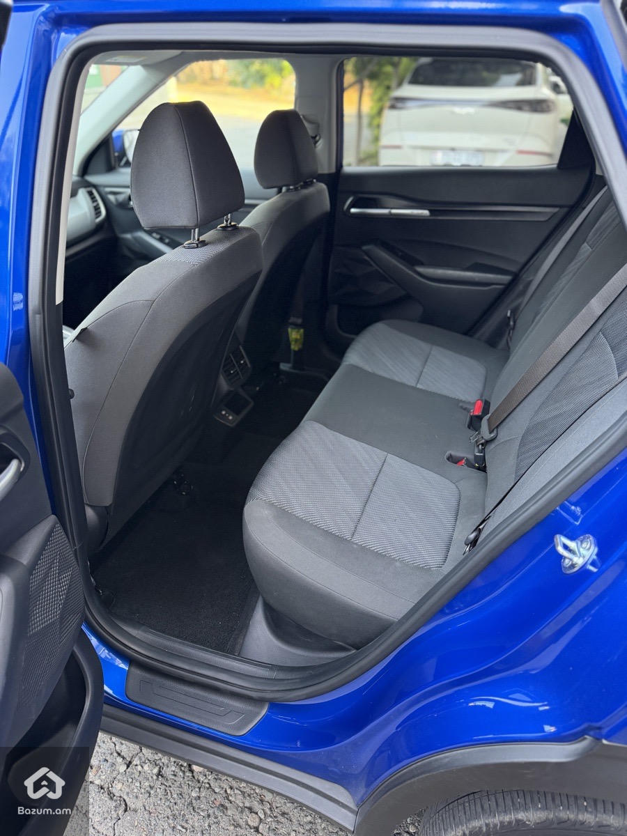 Kia Seltos - image 6