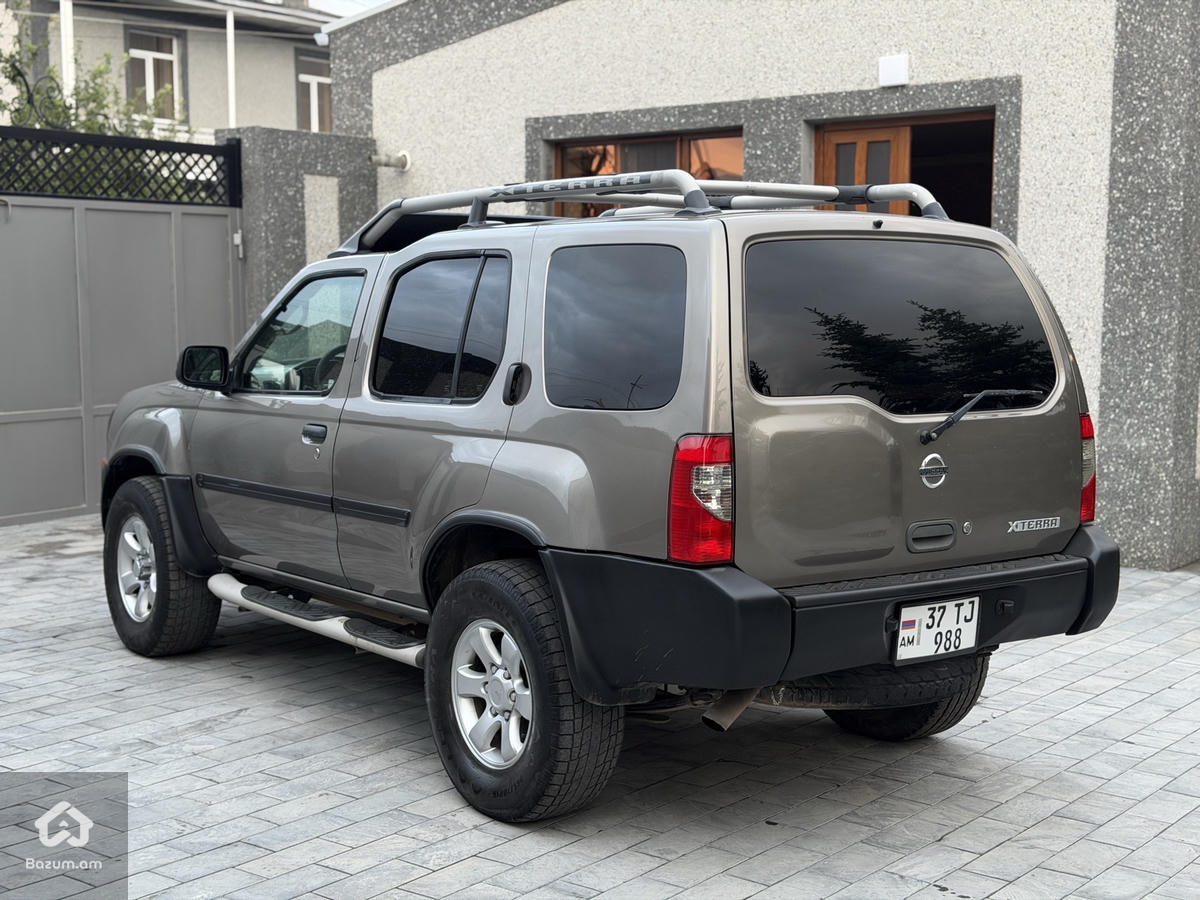 nissan - image 3