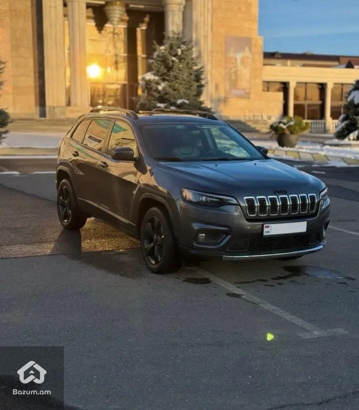 JEEP CHEROKI LATITUDE PLUS - image 3
