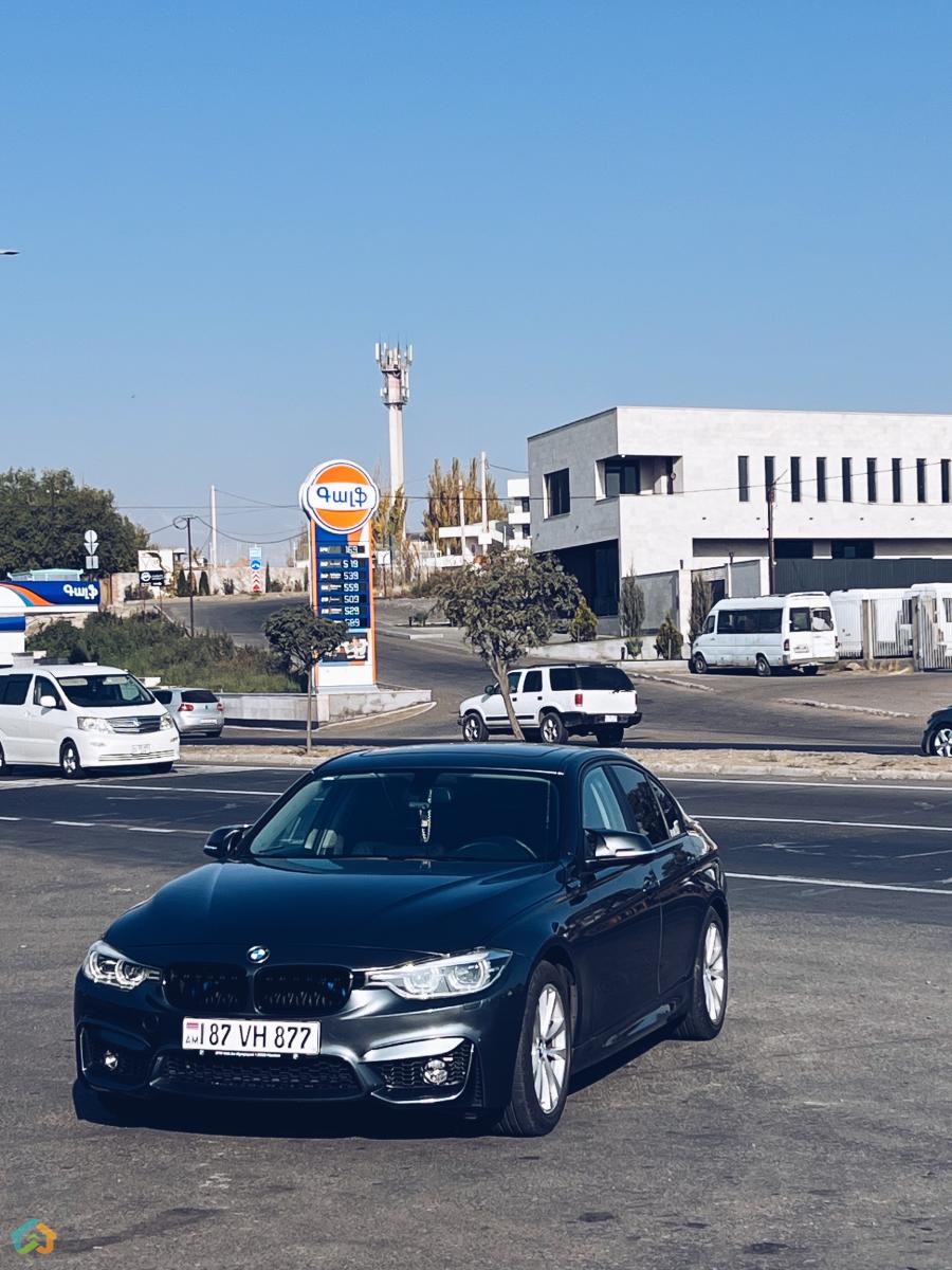 BMW F30 320i - image 2