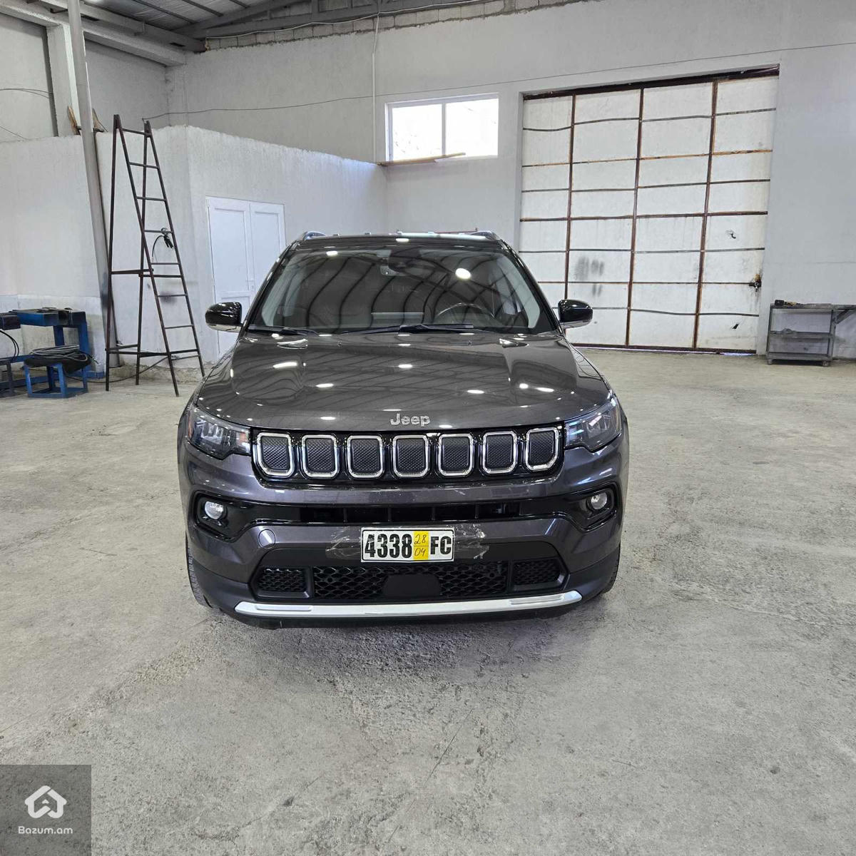 Jeep Compass - image 3