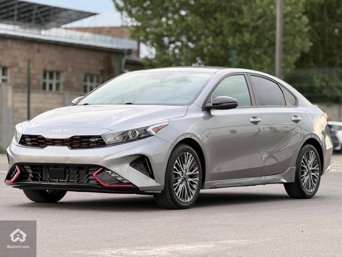 kia Forte - image 7