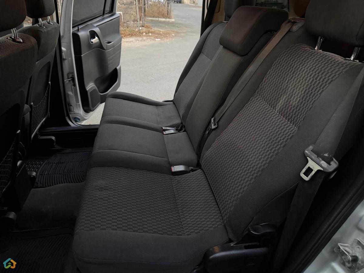 Opel Zafira 1.8Z - image 30