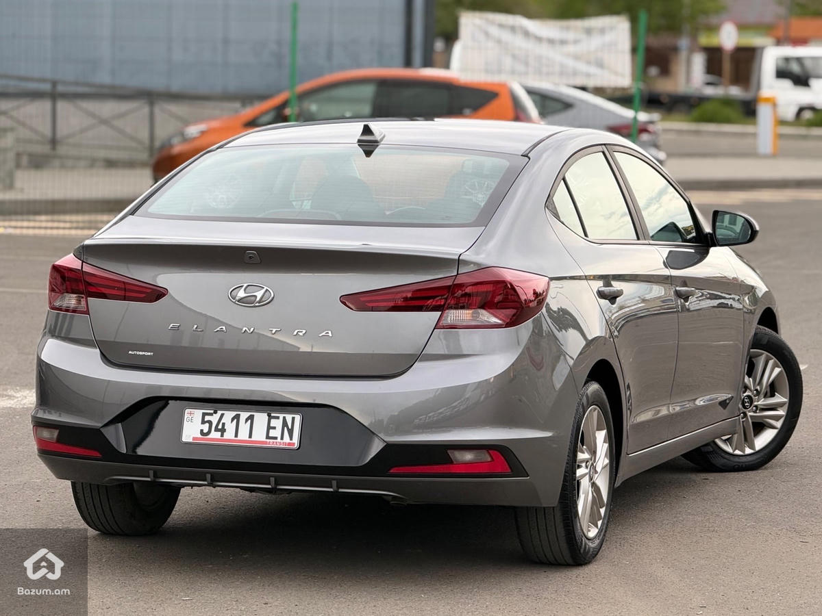 Hyundai - image 14