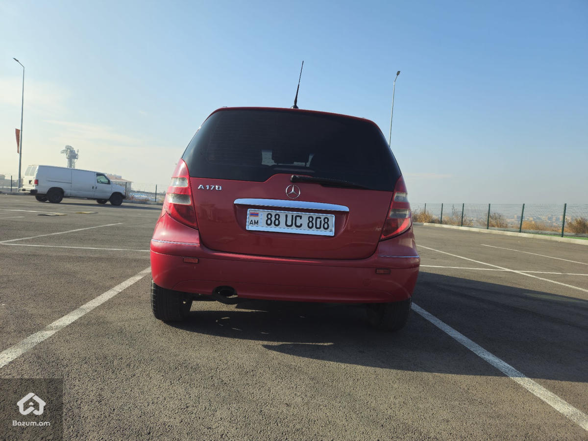 Mercedes Benz A170 - image 5