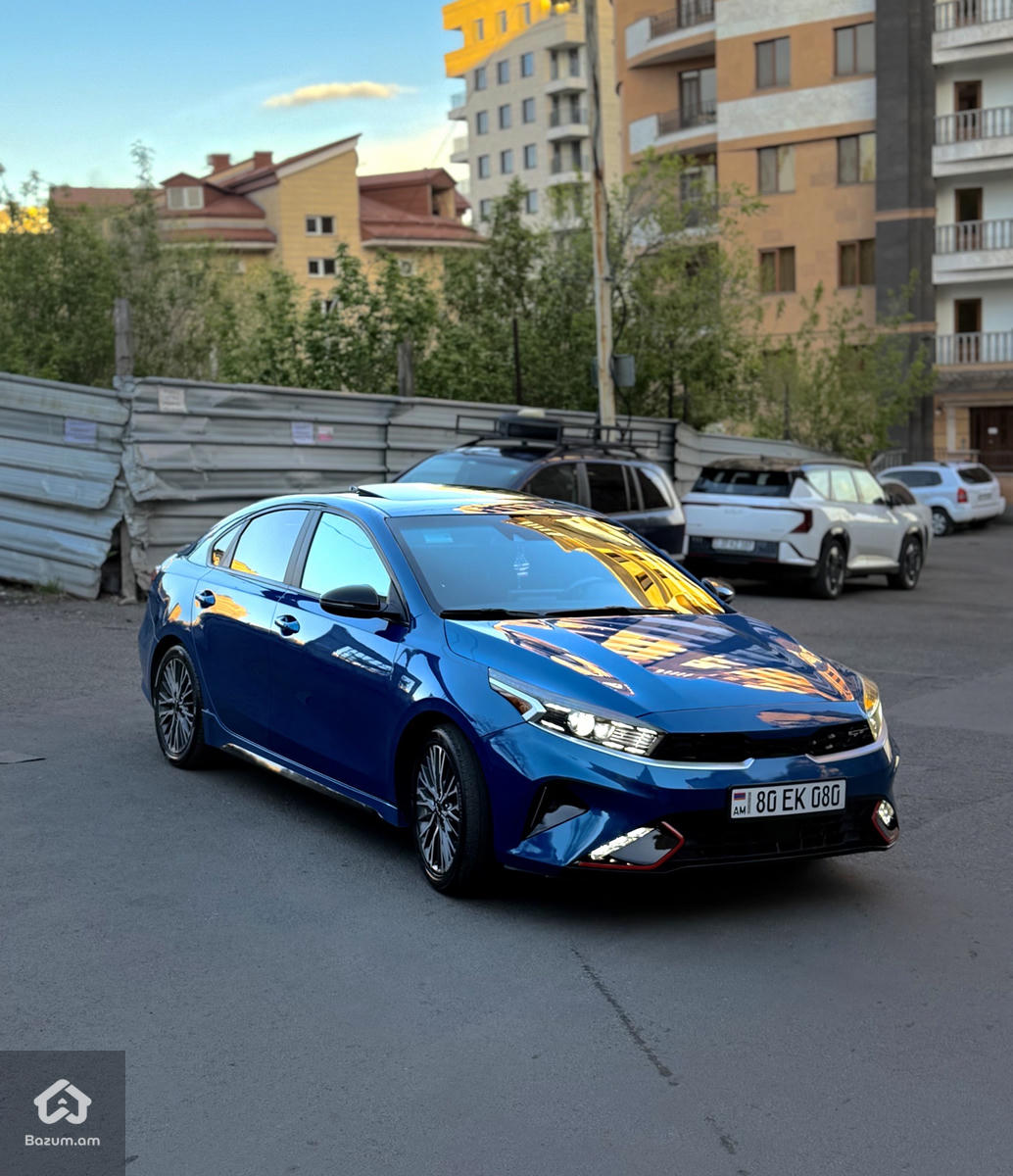 Kia forte gt line - image 2
