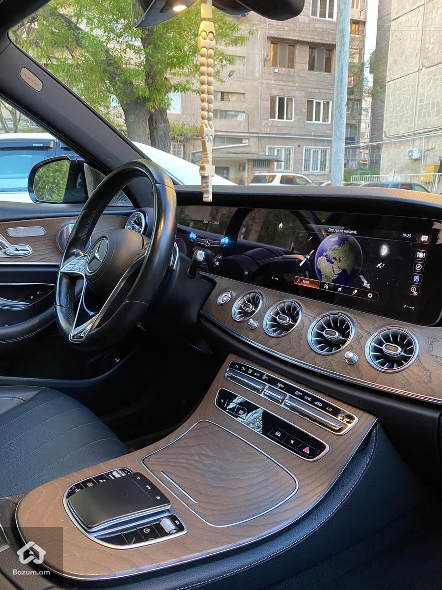 2021 Mercedes-Benz E350 Restyle - image 9