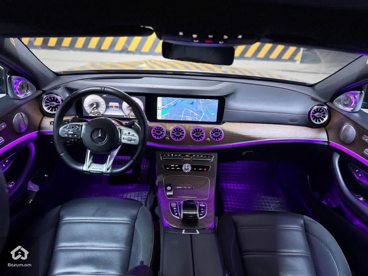 Mercedes Benz E43 AMG W213 - image 10