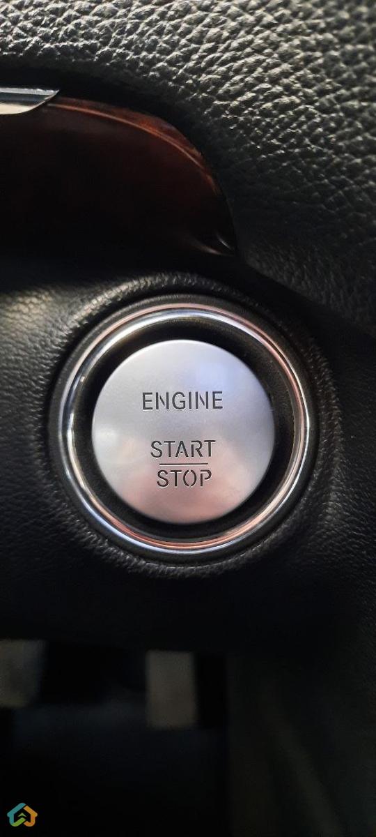 Mercedes-Benz GL450 - image 7