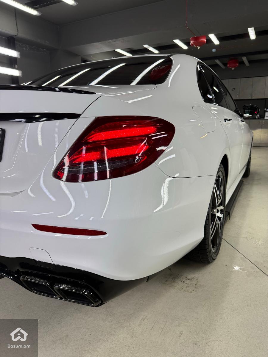 Mercedes-Benz E350 - image 6