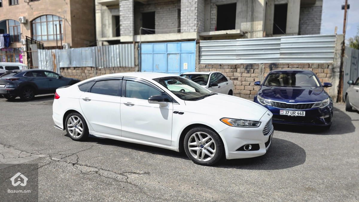 Ford Fusion 2015 - image 10