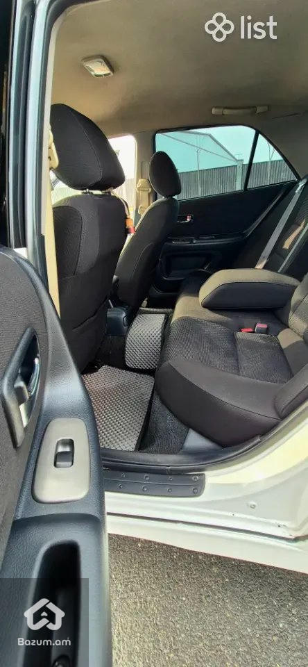 Toyota Altezza - image 5