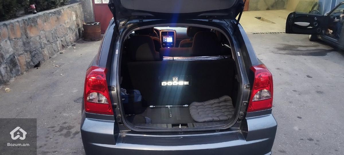 Ավտոմեքենա Dodge Caliber - image 4