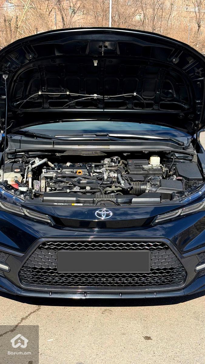 Toyota Corolla SE 2L - image 6