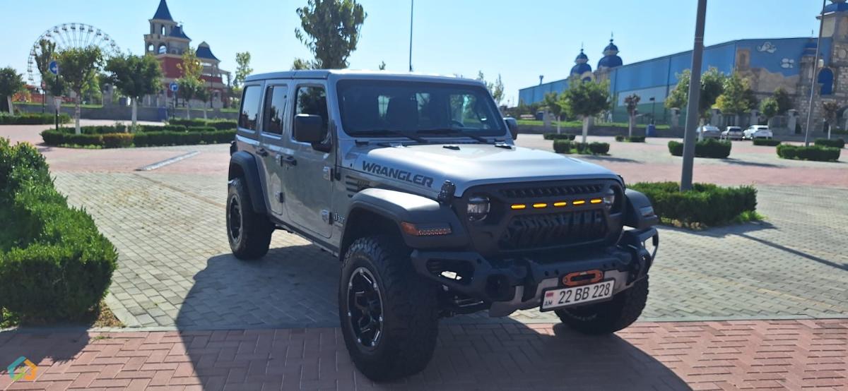 Jeep Wrangler  - image 8