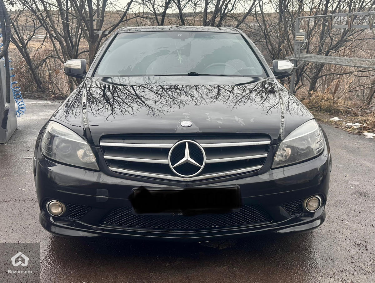 Mersedes Benz  - image 7