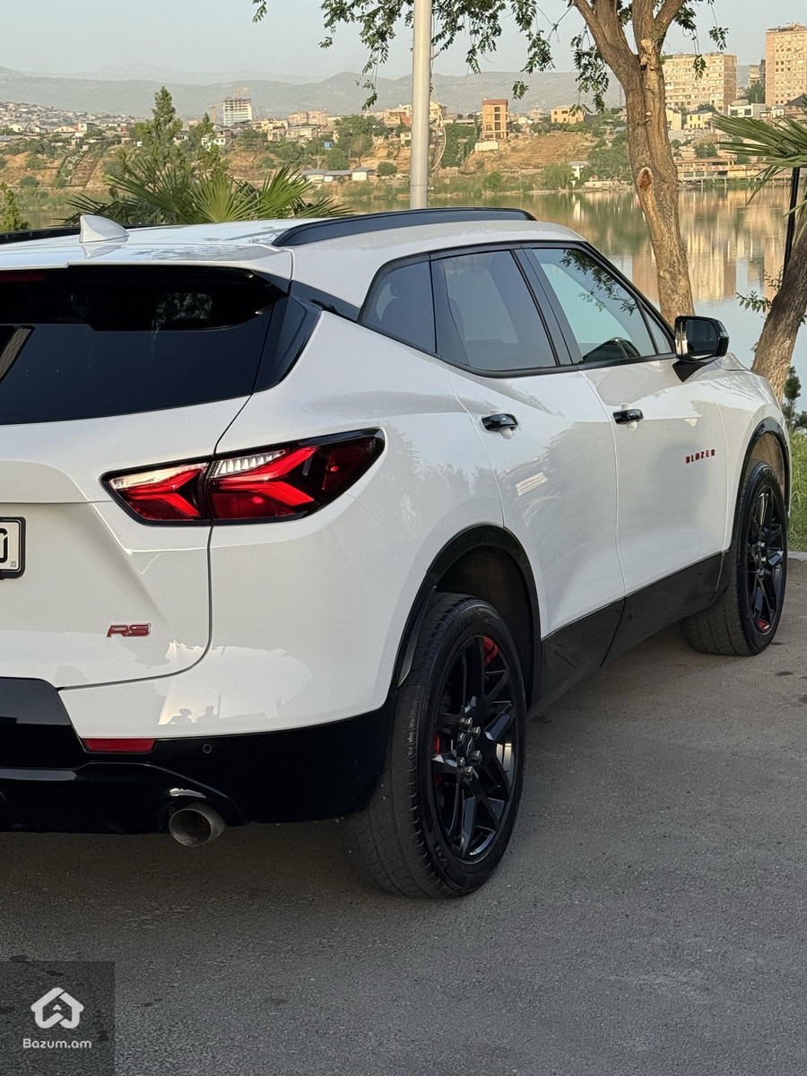 Chevrolet Blazer 3.6 - image 6