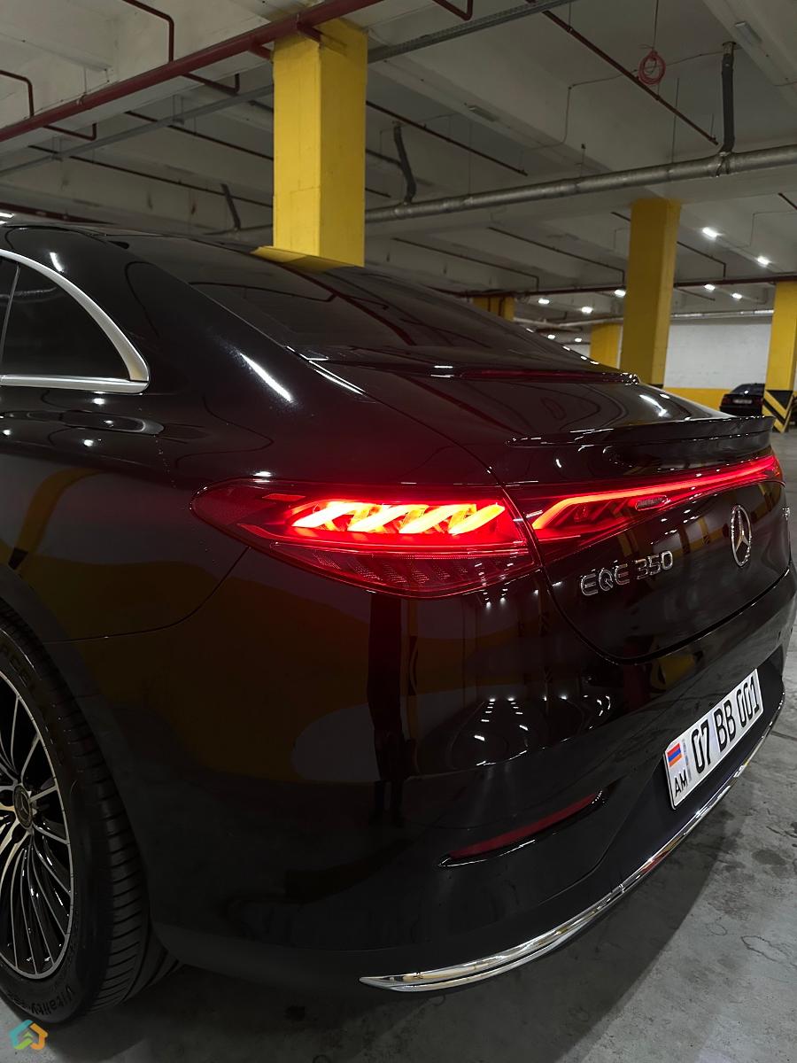 Mercedes EQE 350 4matic - image 6