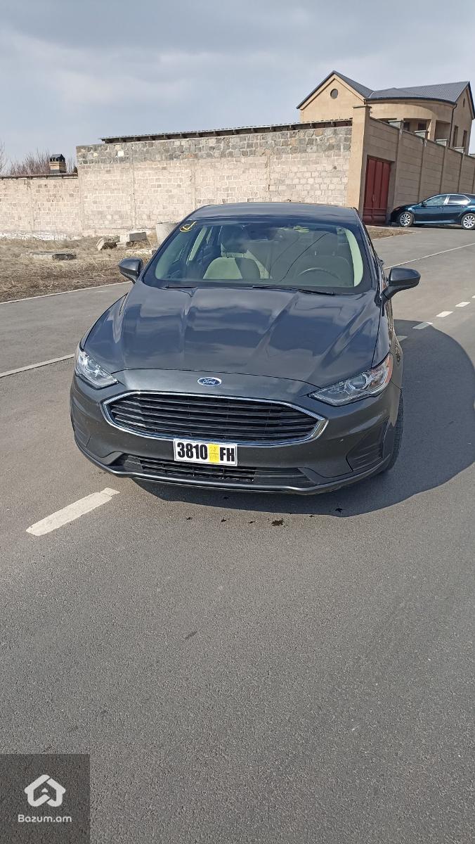Ford Fusion - image 10