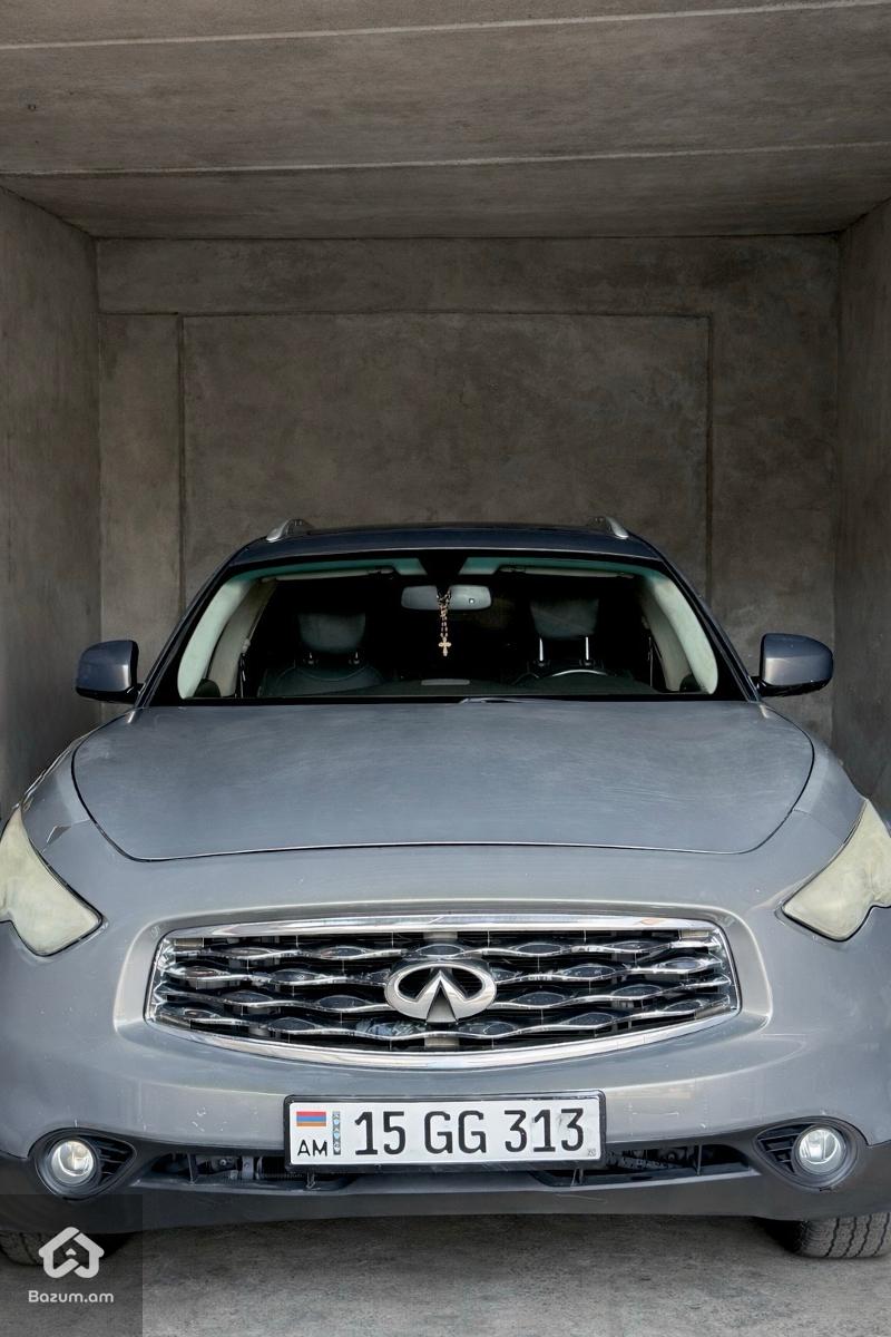 Infinity FX35 - image 7