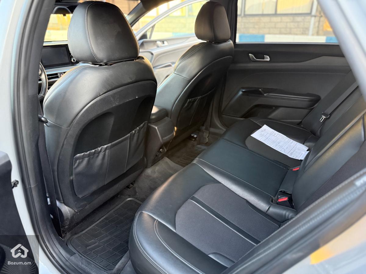 KIA K5 GT LINE - image 15