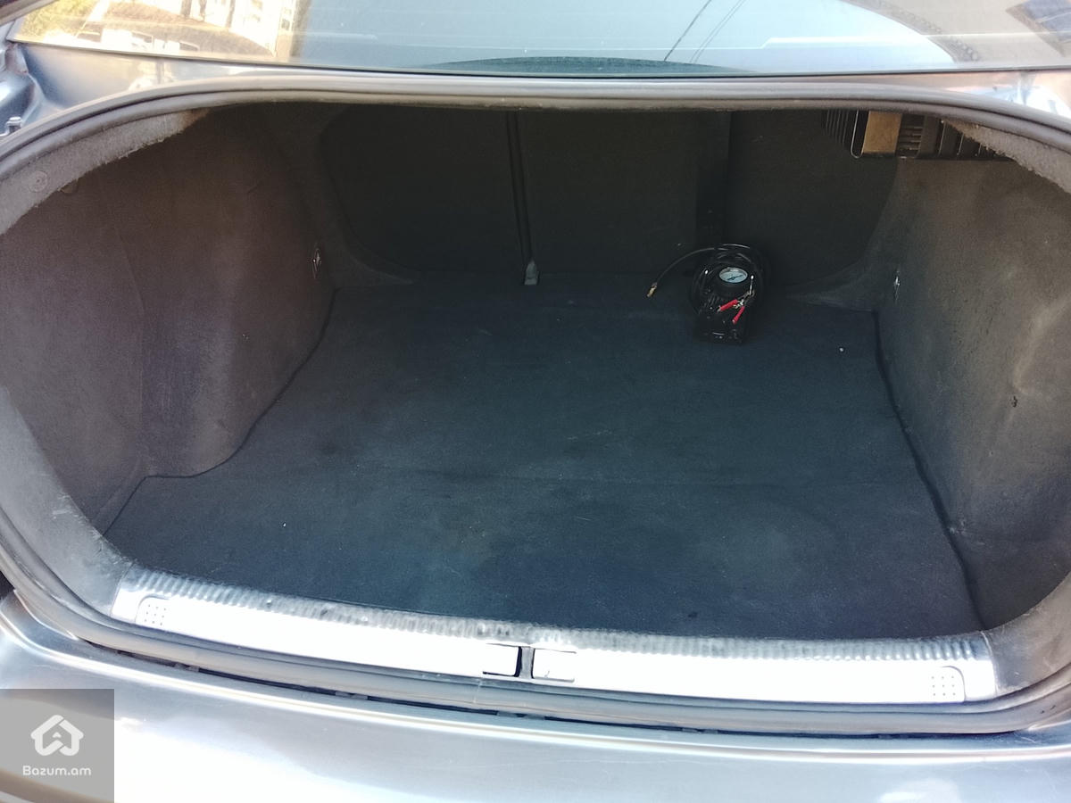 Volkswagen Jetta - image 9