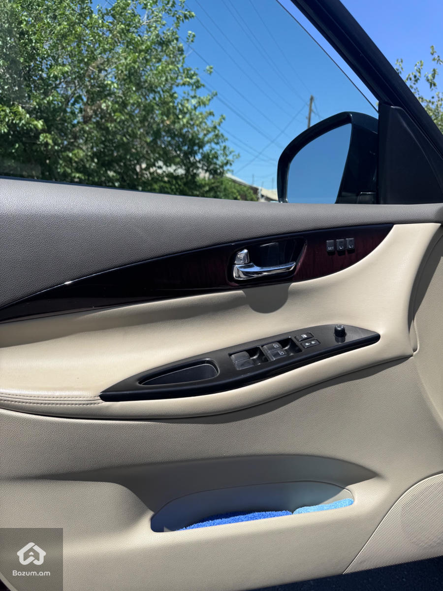 Infiniti QX50  - image 8