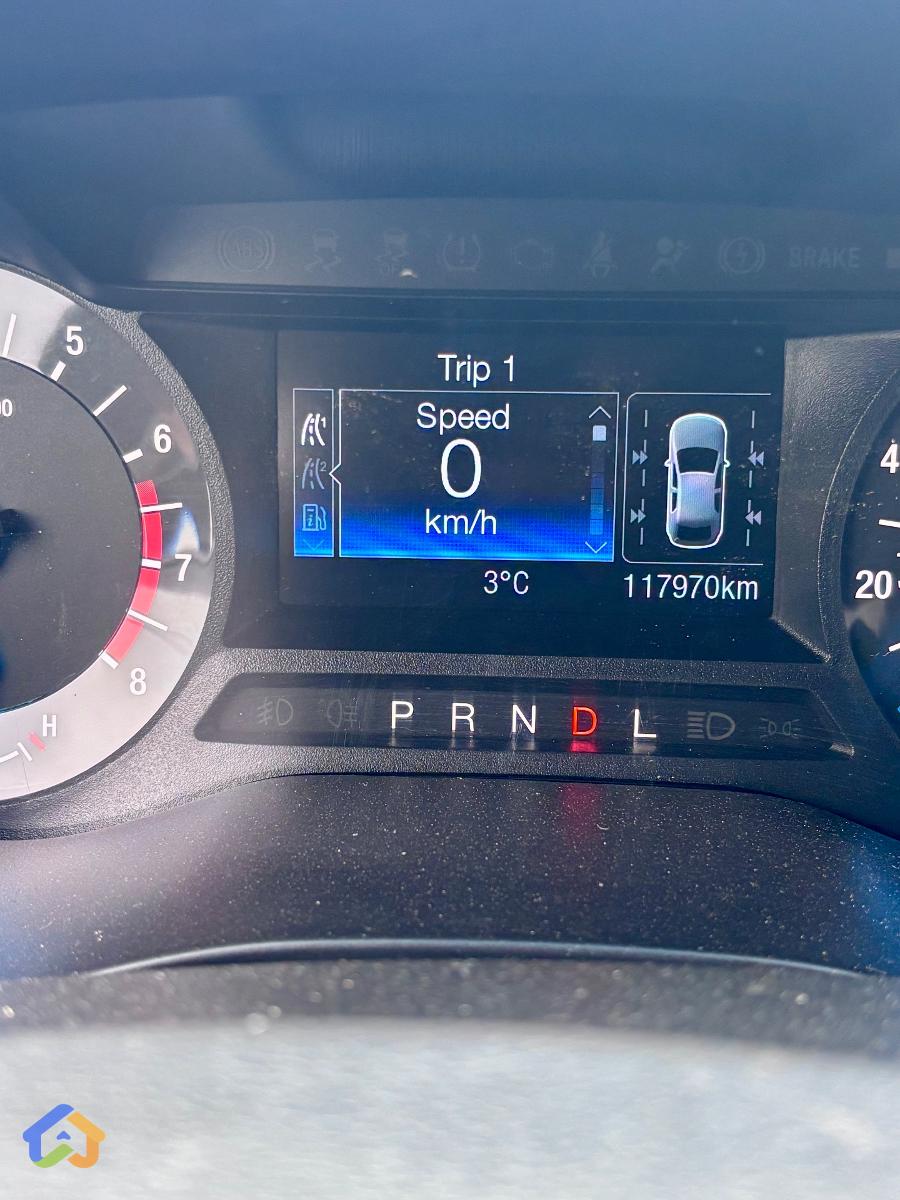 Ford Fusion - image 14