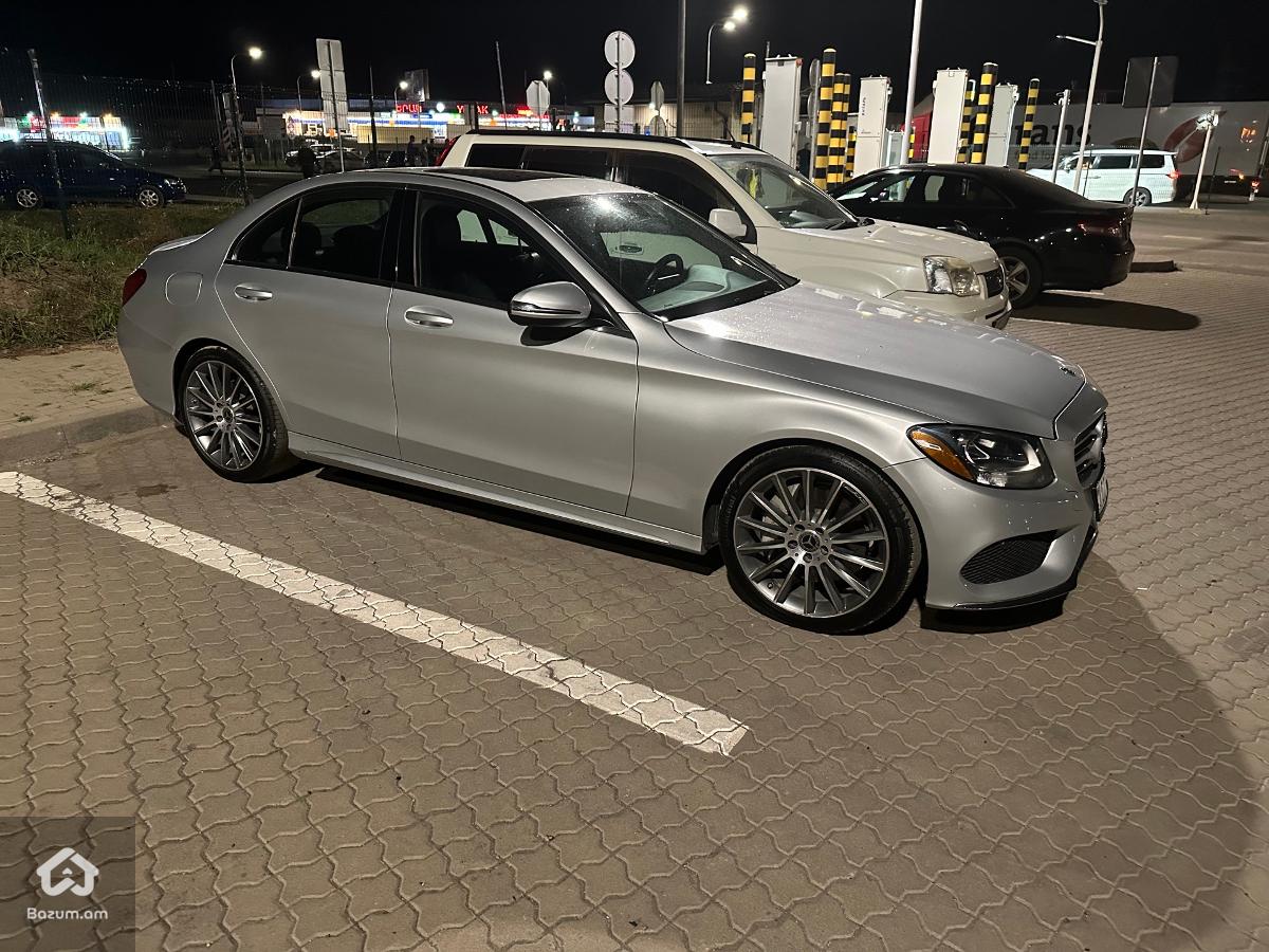 Mercedes-Benz - image 2