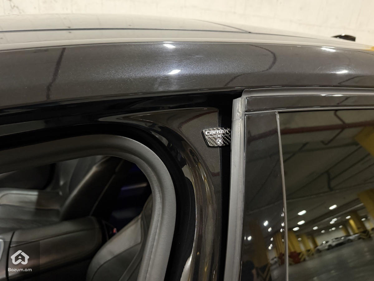 BMW 740 2017 - image 11