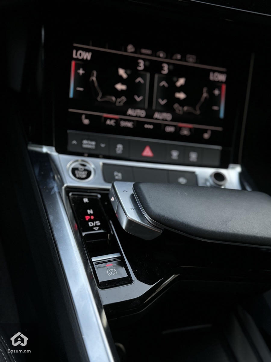 Audi e-tron S Sportback 2021 - image 5