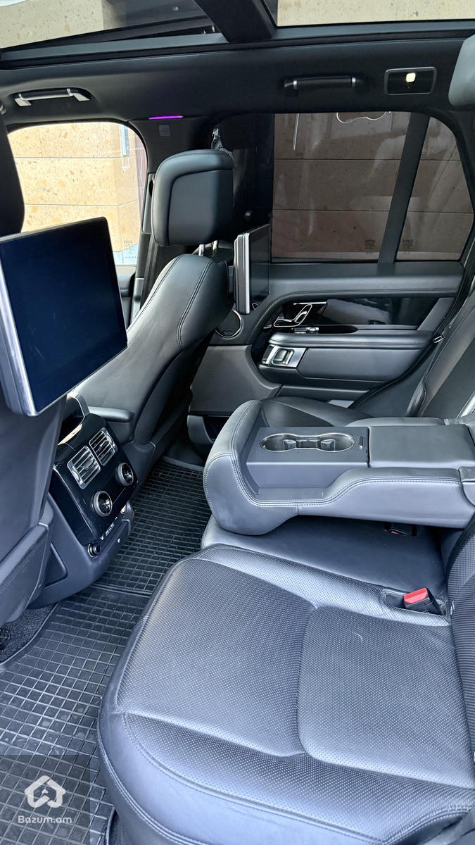 Range Rover Vouge Black Edition - image 9