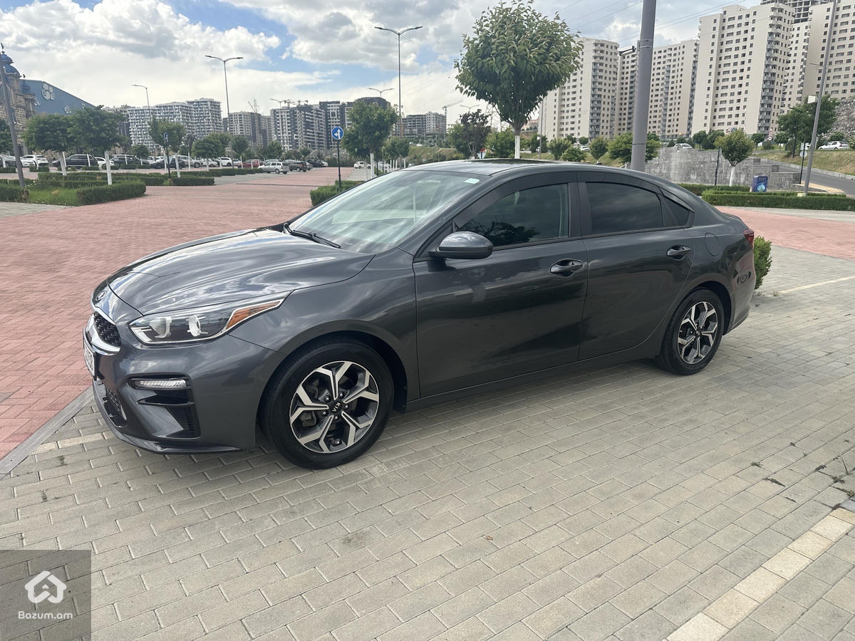Kia Forte - image 3