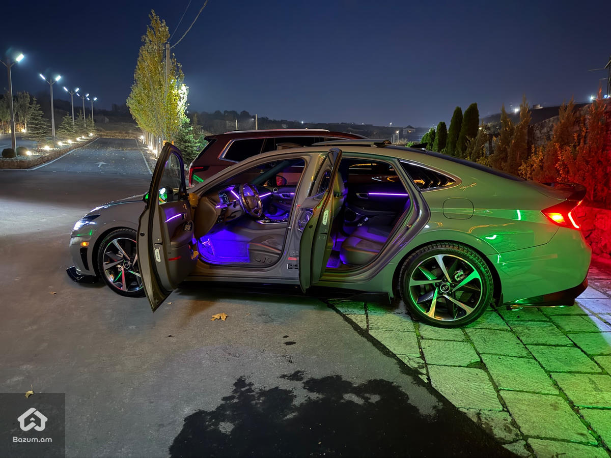 Hyundai Sonata - image 7