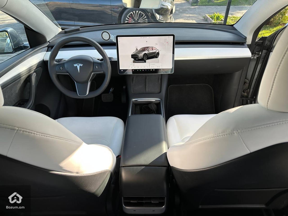 Tesla Model Y 2024/11 - image 6