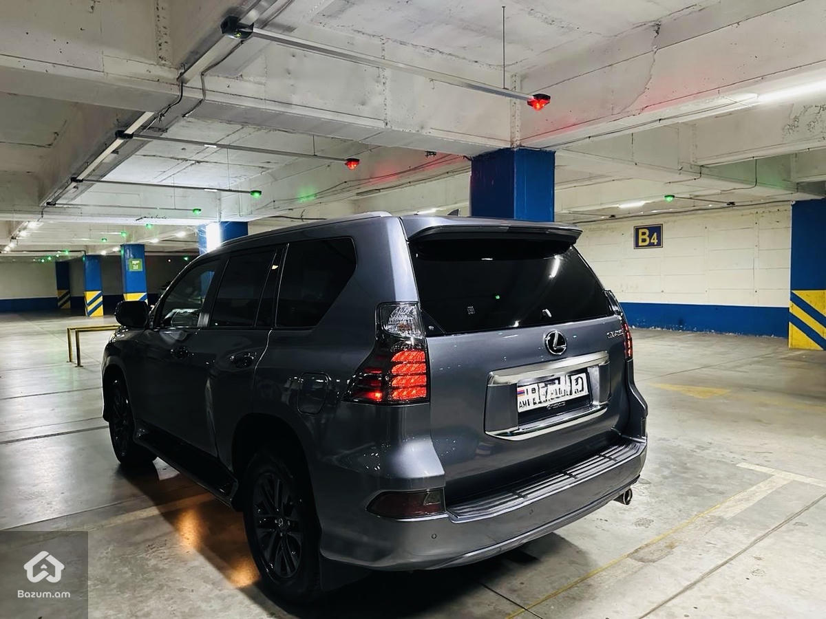 Lexus GX460 2022 - image 9