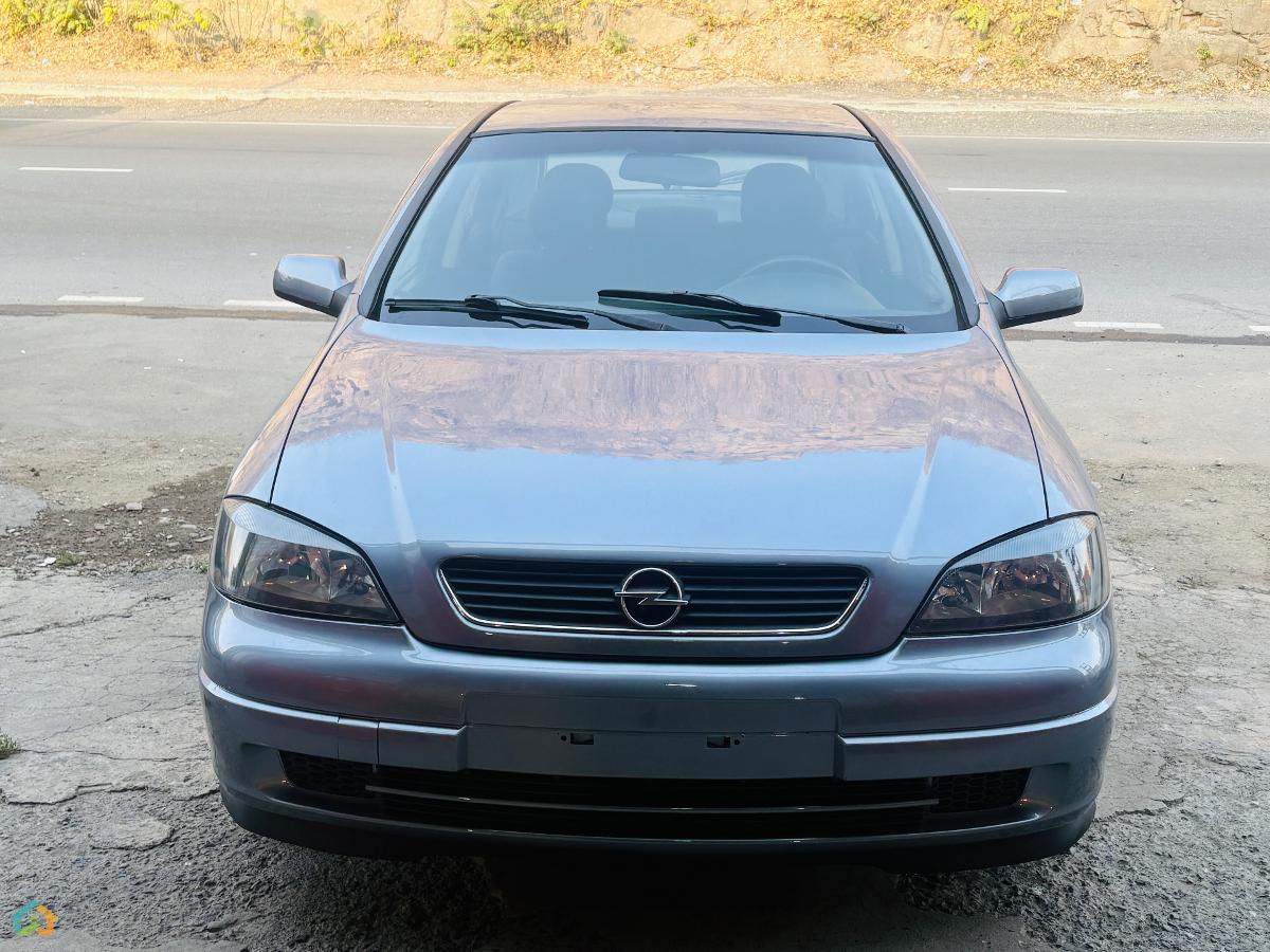 Opel Astra G - image 1