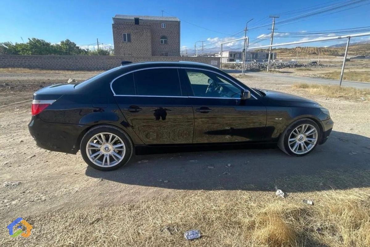 BMW E60 - image 3