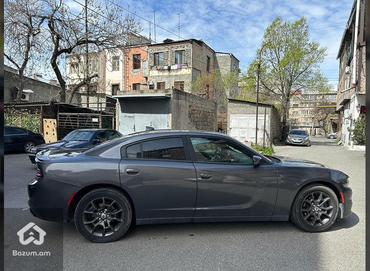 Dodge Charger GT Line - image 7