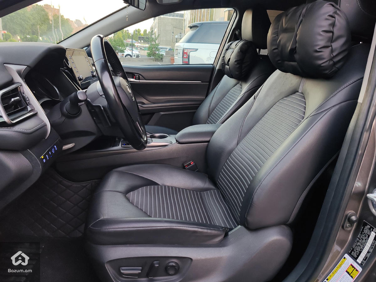 Toyota camry 2021 - image 10