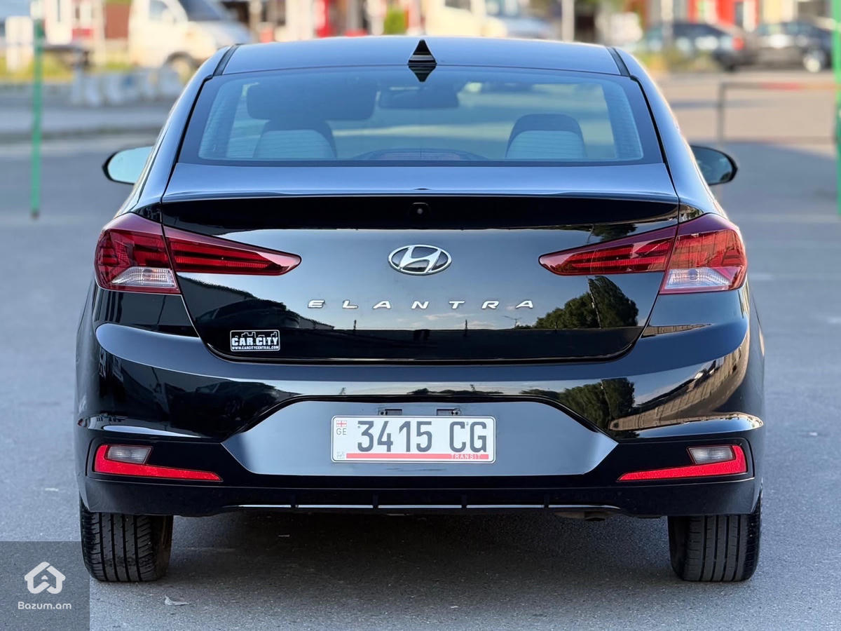 Hyundai - image 15