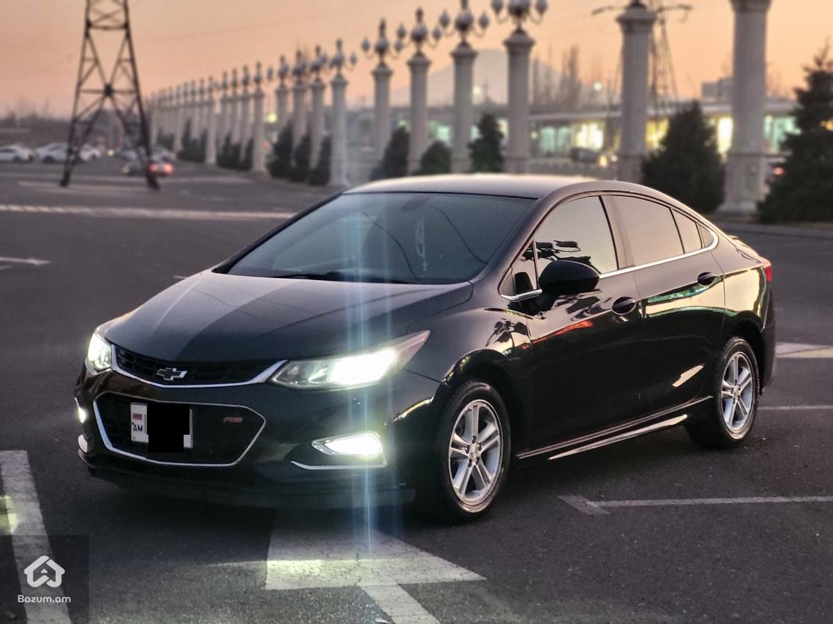 Chevrolet Cruze LT RS - image 8