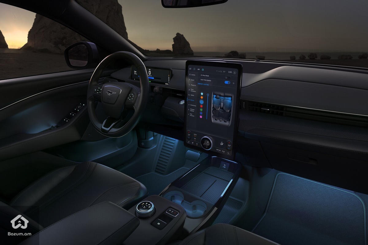 Ford Mustang Mach-E Premium 4x4 Գրեթե նոր մեքենա - image 10