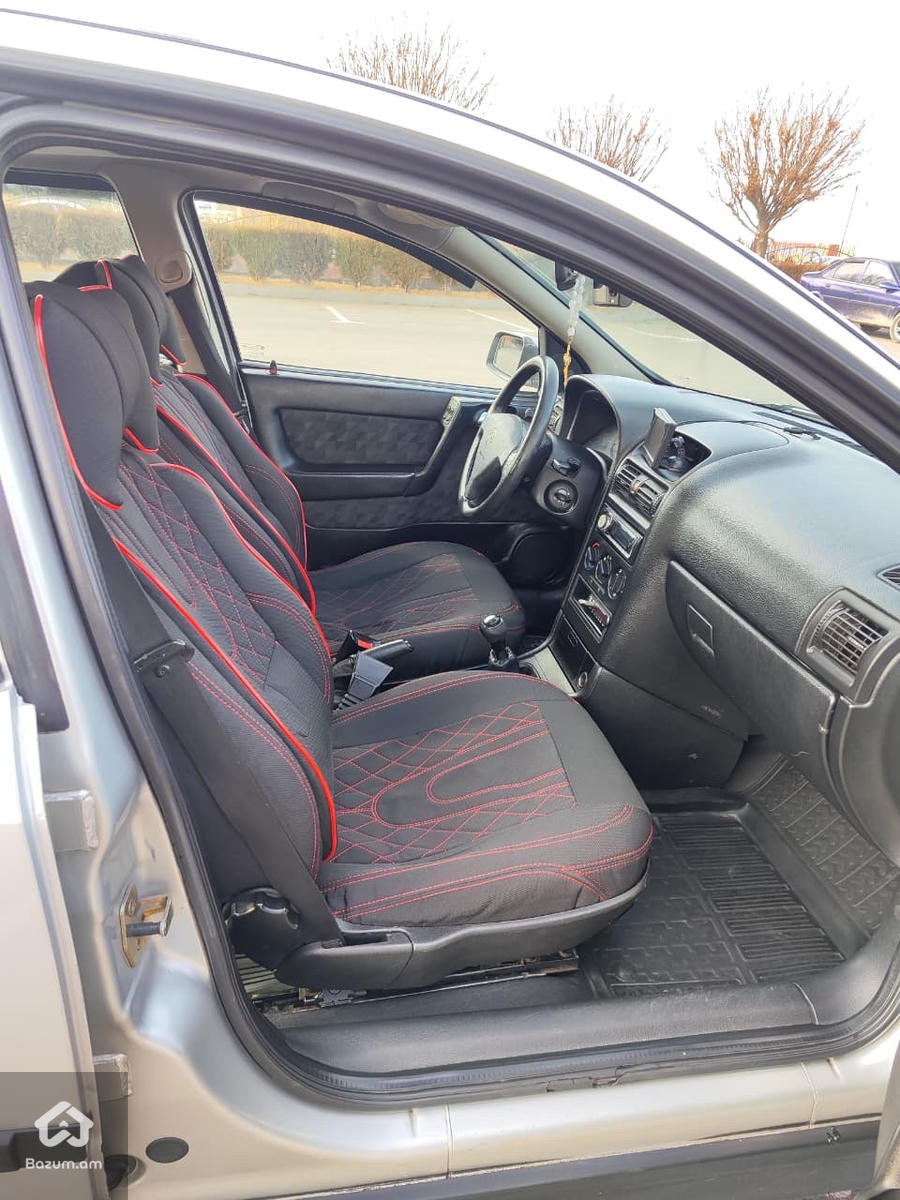 Opel Astra - image 5