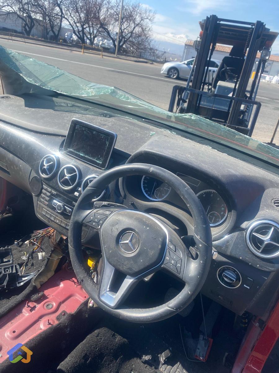 Mercedes Benz B class w245 w246 kapot - image 2